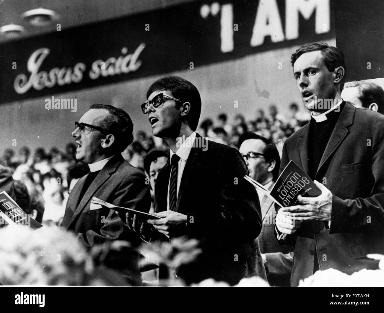 Cliff Richard attends Billy Graham assembly Stock Photo