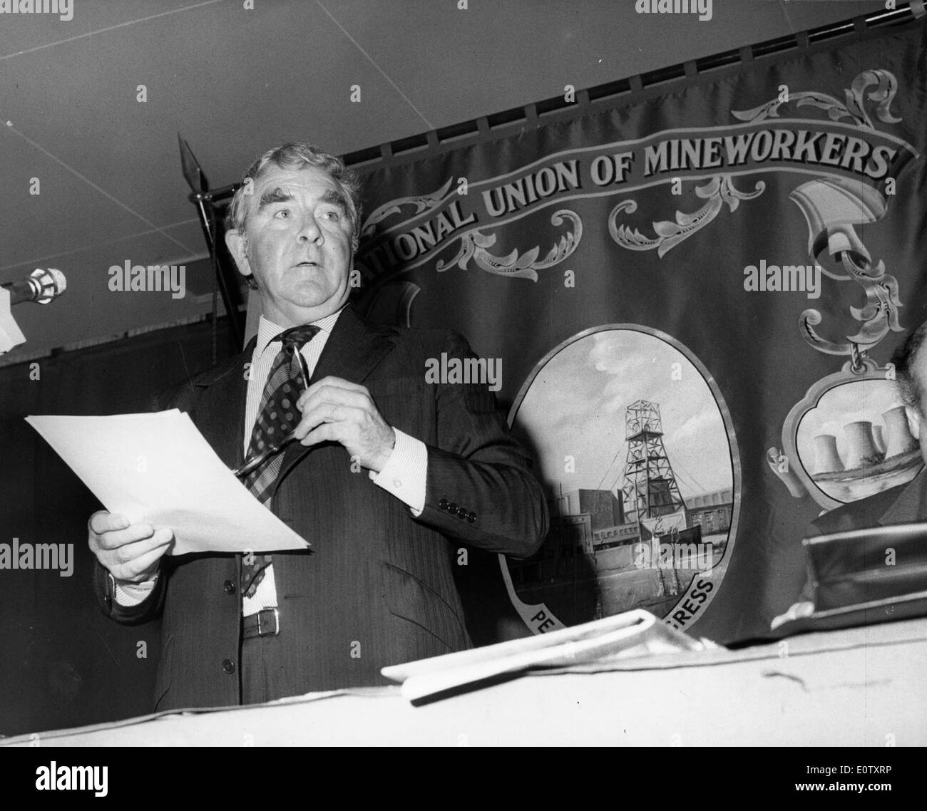 Joe Gormley at a mineworkers meeting Stock Photo