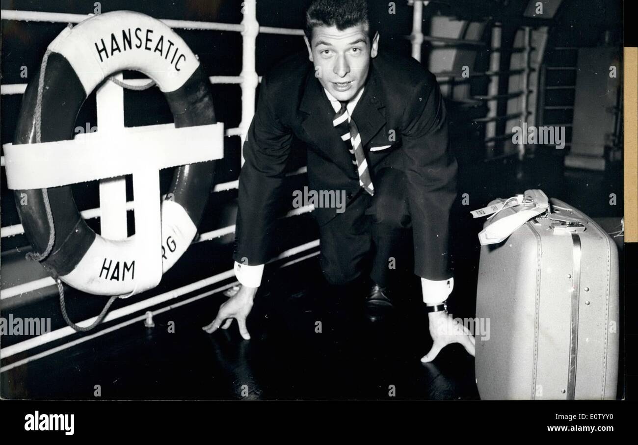 Oct. 10, 1960 - Start of world-record sprinter Carl Kaufmann in the USA: in the evening of Oct. 1st, the world-record sprite and Olympic winner Carl Kaufmann (Carl Kaufmann) of Germany started not for a run but for a voyage on the ship ''Hanseatic'' to the USA. He will first go to new york and then to Holly wood, and he will not only run in sport arenas but also sing on records. Stock Photo