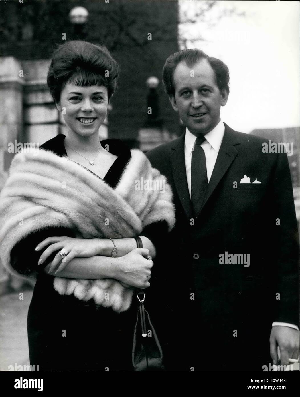 Apr. 04, 1961 - Paul Raymond Gives Evidence At Revuebar Case: Paul Raymond Geoffrey Anthony Quiman and his wife Jean- both gav Stock Photo