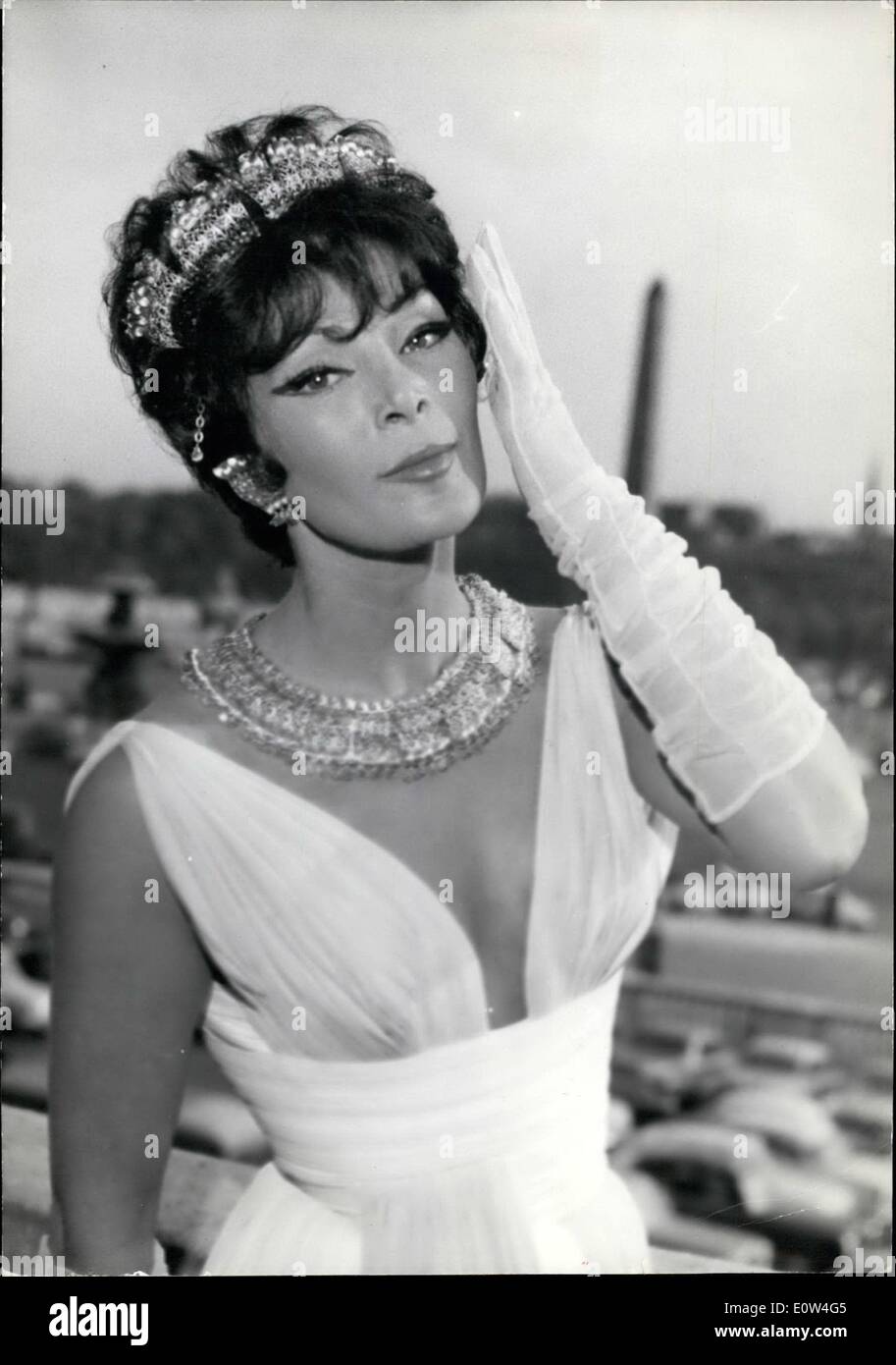 Apr. 04, 1961 - International of Hairdressers show latest hair styles: The ''International of Hairdressers'' showed their latest creations in hair styles at the hotel Crillon, Paris, this afternoon. Photo Shows Lucky, the famous Paris model, showing ''Artichaut'', designed by Alexander. Stock Photo