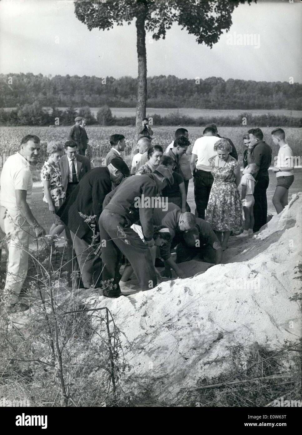 Sep. 10, 1961 - Bomb Attack On De Gaulle: Photo shows Crowd before the heap of sand in which the plastic bomb was hidden on the Stock Photo