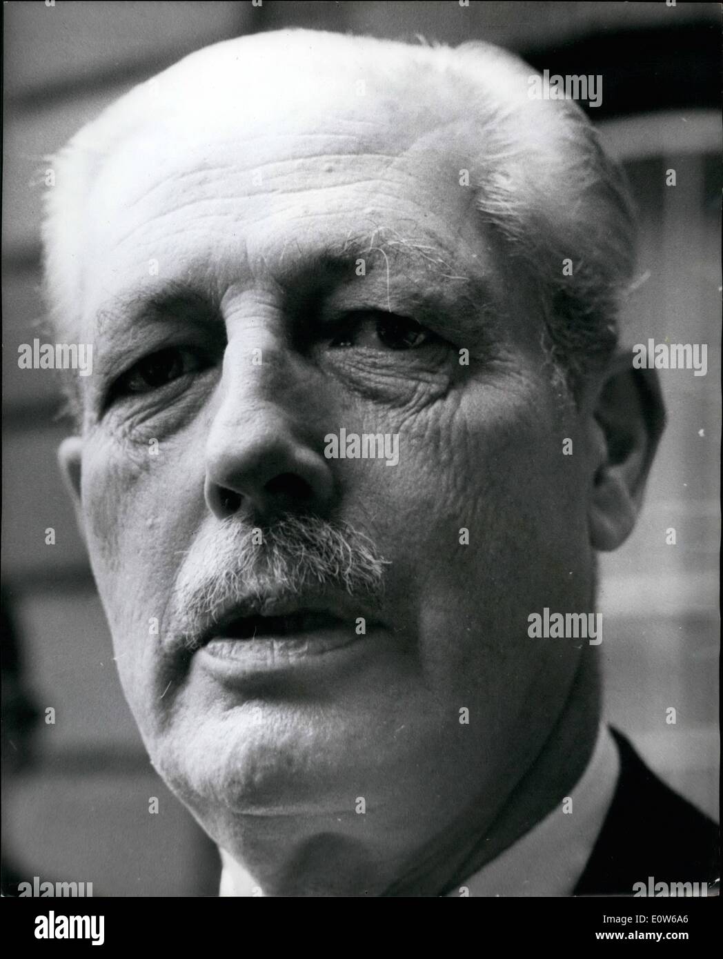Aug. 08, 1961 - Macmillan goes to House of Commons for Common Market debate after heart attack rumour: Hours before Prime Minister Macmillan was to go to the House of Common for the first day of the Common Market debate, a rumour was circulated that he had suffered a heart attack. the rumour was promptly and emphatically denied by Admiralty House. Photo shows The Prime Minister leaving Admiralty House yesterday afternoon on his way to the House of Commons for the Common market debate Stock Photo