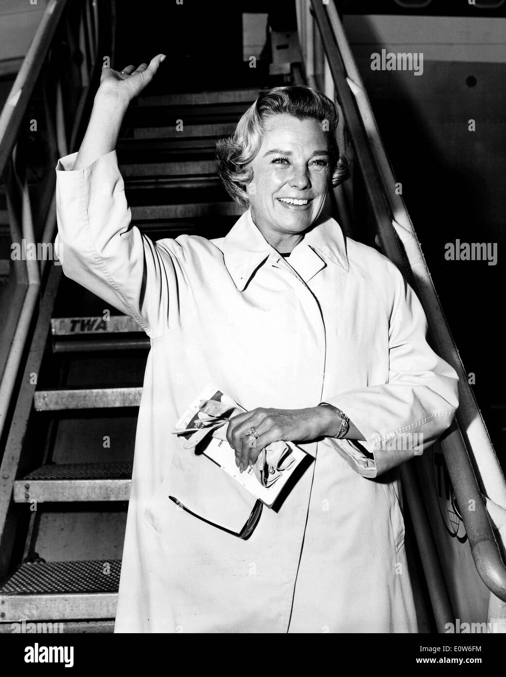 Actress June Allyson boarding a TWA Super Jet Stock Photo