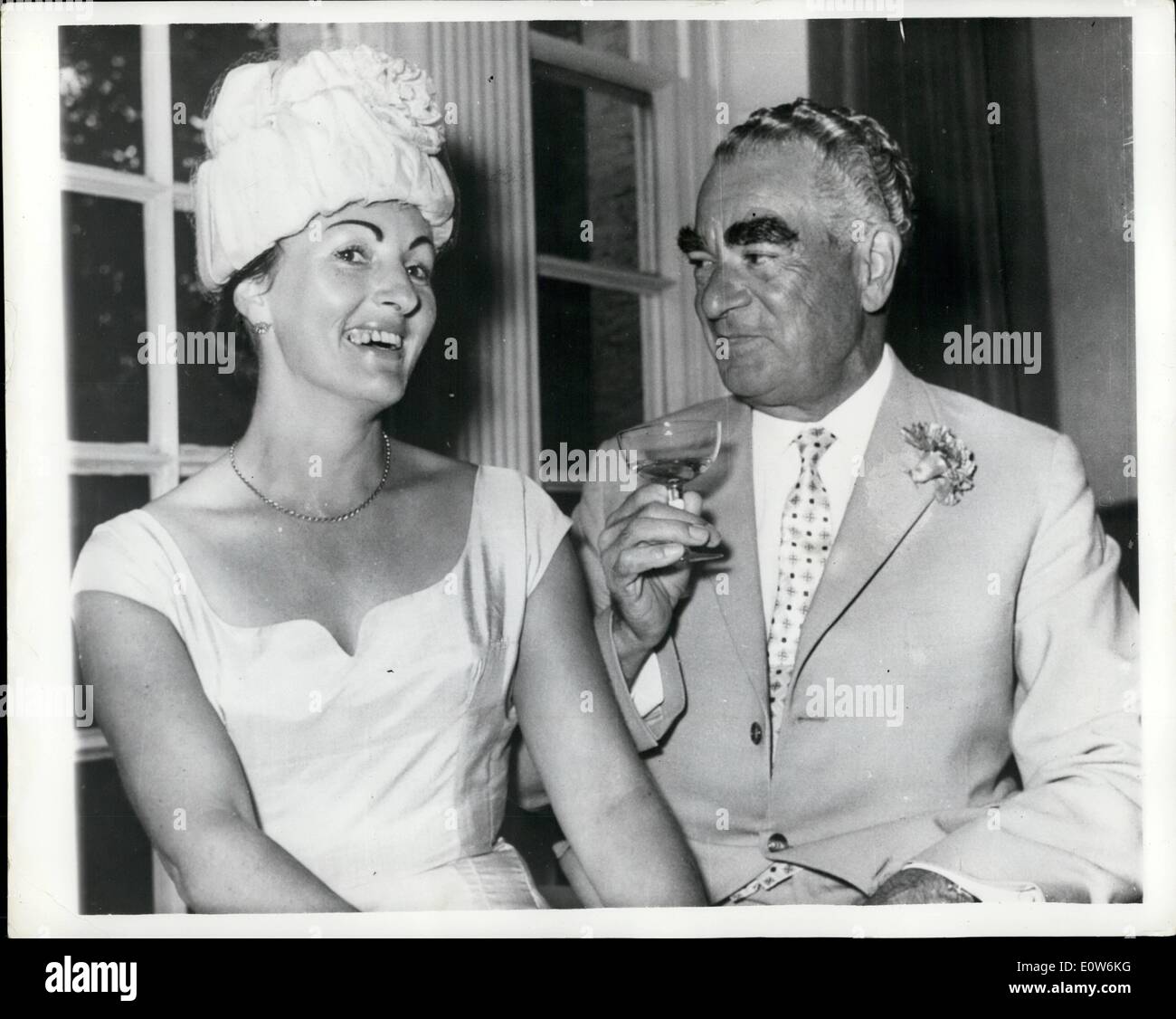 Forgotten marriages of Soviet stars Forgotten marriages of Soviet stars
