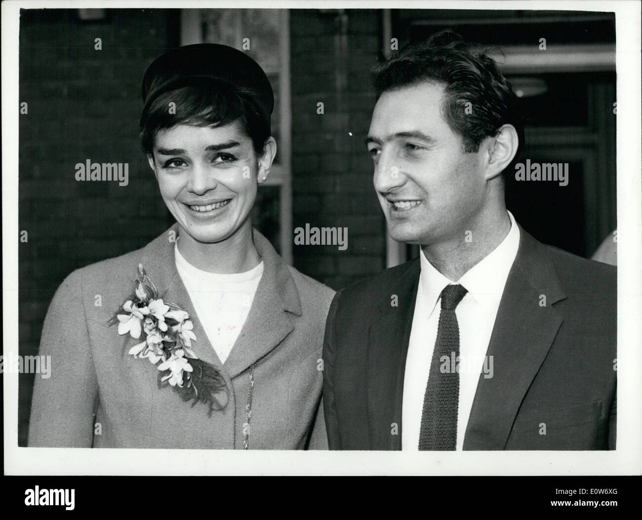 Oct. 10, 1961 Lady Olivier's First Husband Weds In London The