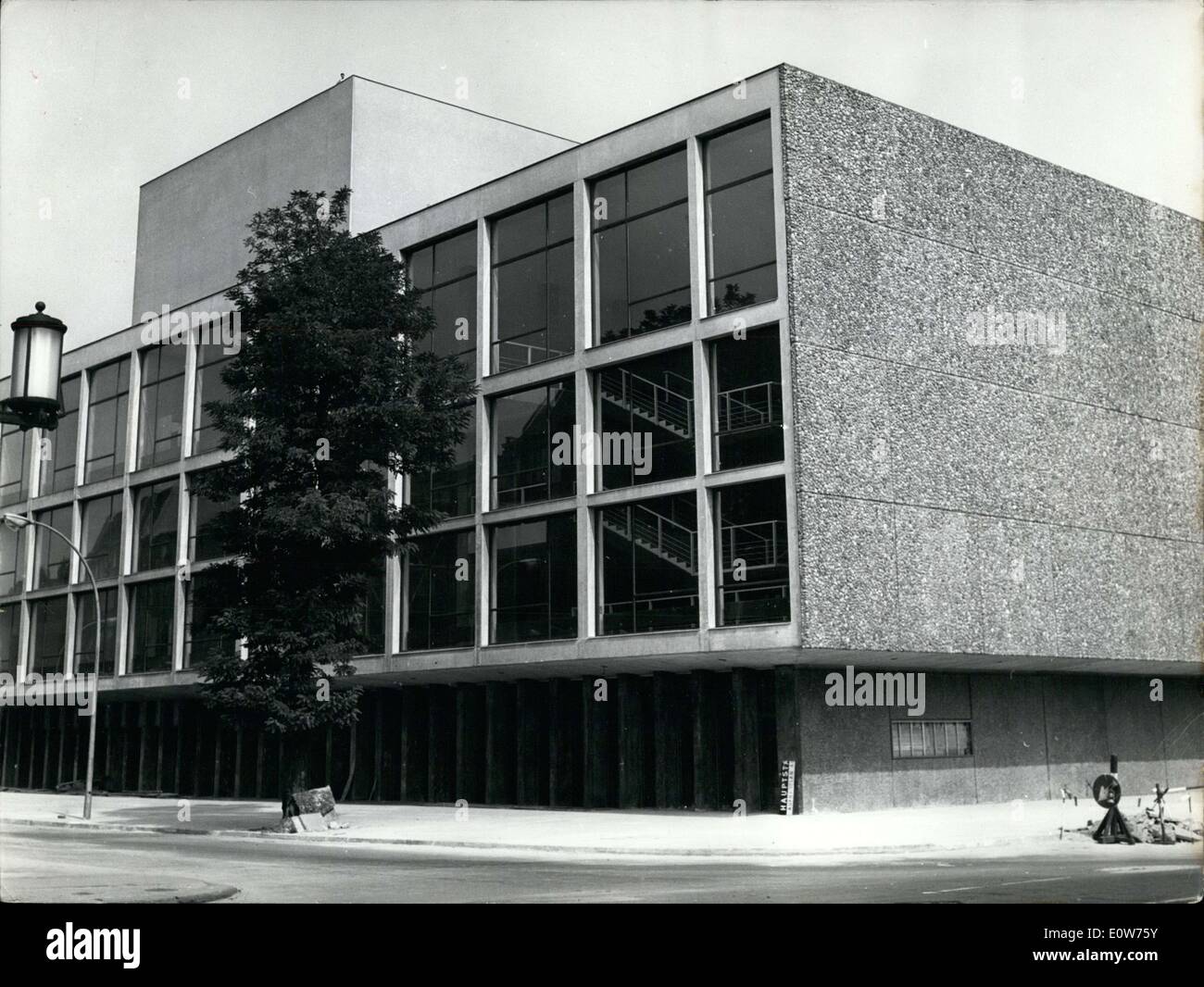 At The German Opera House In Berlin High Resolution Stock Photography and Images Alamy
