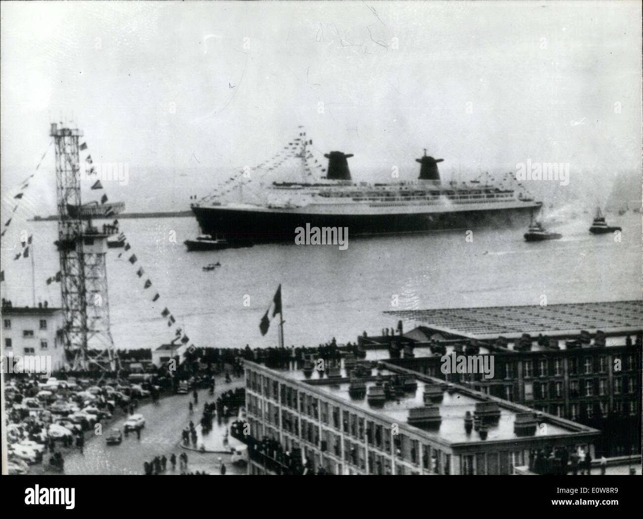 1961 ocean liner france hi-res stock photography and images - Alamy
