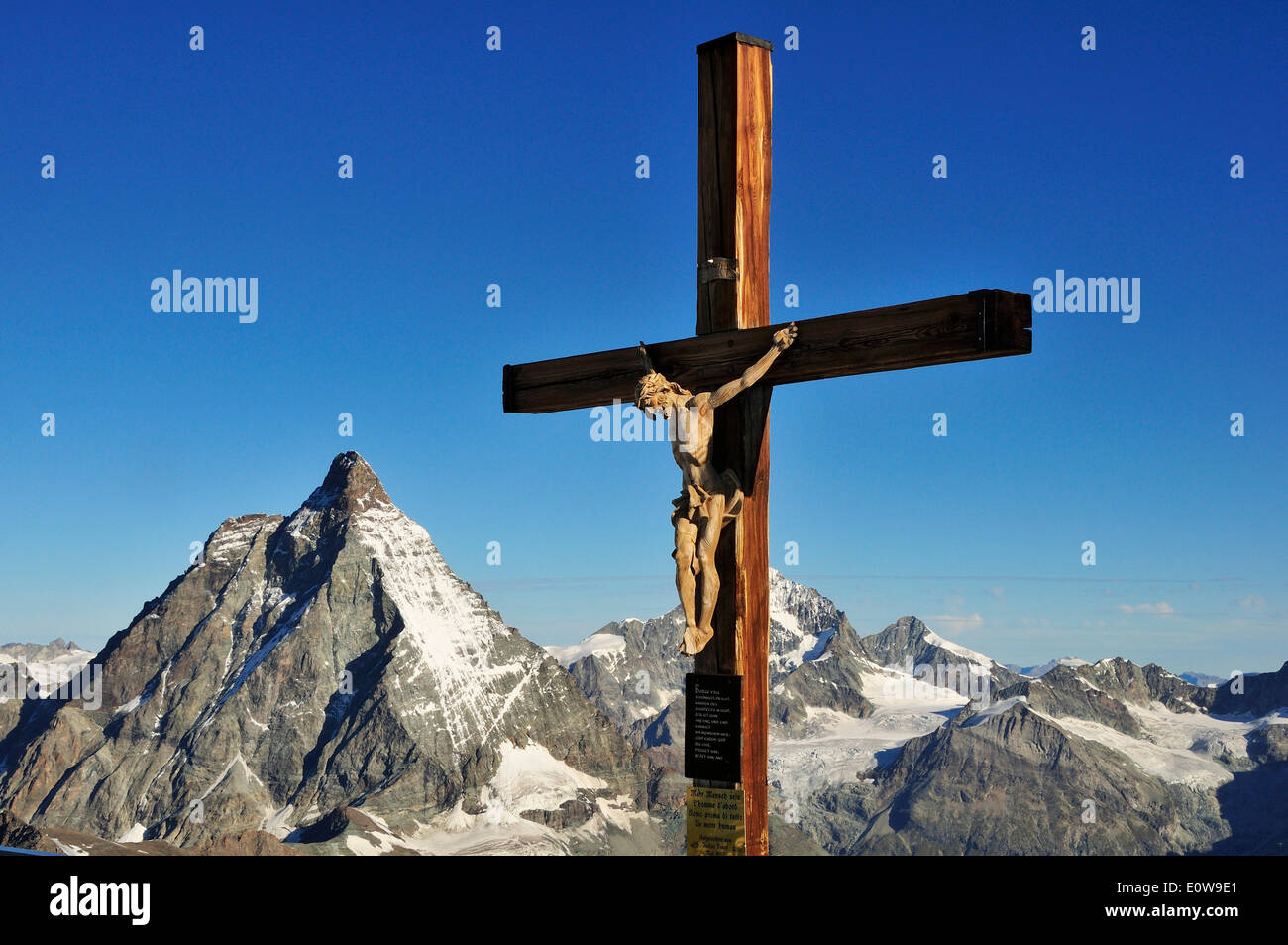 Crucifix, Matterhorn, 4478 m, Klein Matterhorn, Zermatt, Canton of Valais, Switzerland Stock Photo