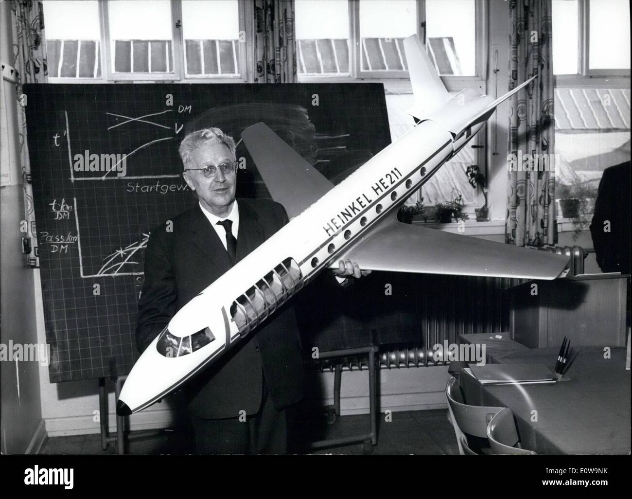 Mar. 03, 1962 - Heinkel presents model of new jetliner: The Heinkel Aircraft Company of Speyer West-Germany , presented a model Stock Photo