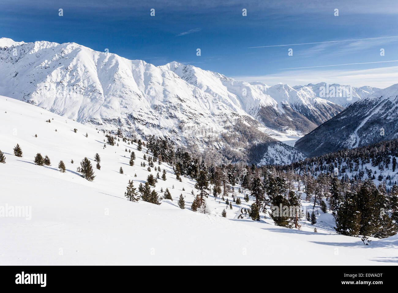 View of Stotz mountain seen from Lagauntal valley, near Kurzras in the Schnalstal valley, Korbeck at the back, Schnals Stock Photo