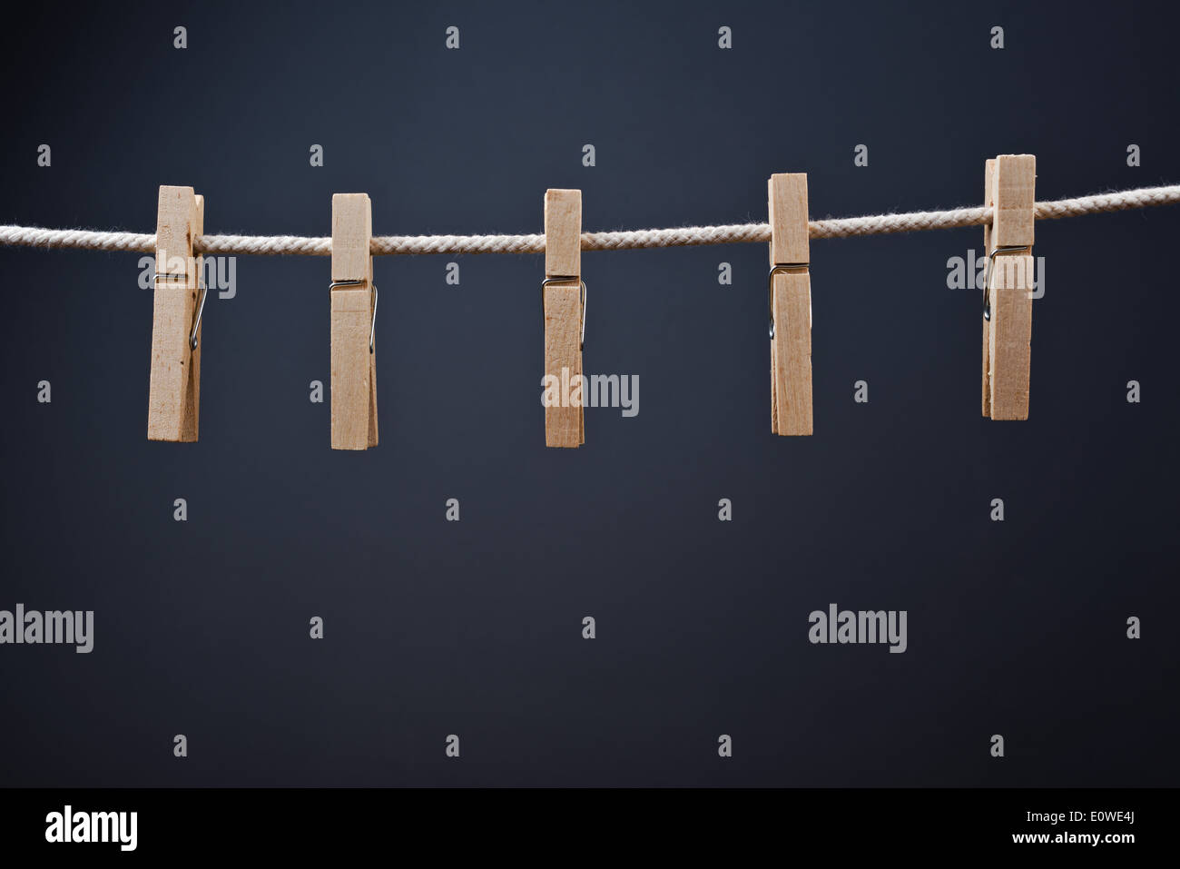 String pins wall hires stock photography and images Alamy