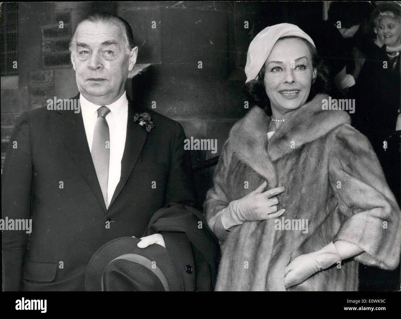 Apr. 04, 1963 Count Vincenzo Prasca Marries' Film Star Guest The