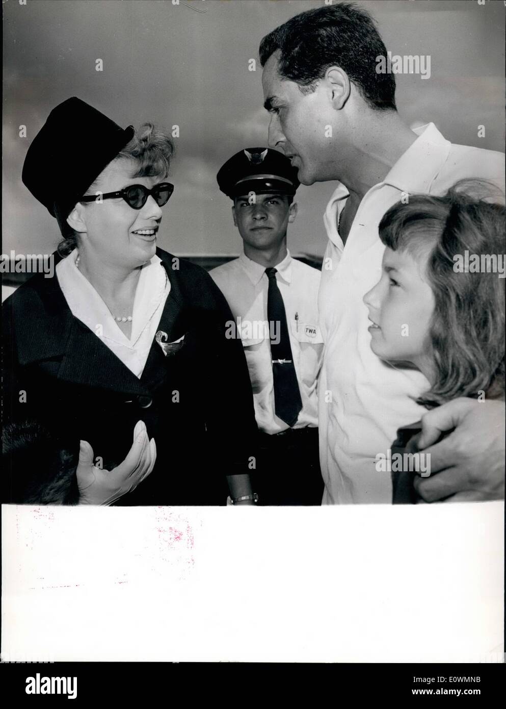 Aug. 08, 1963 - Rome, 5th august 1963- American actress Shelley Withes arrived this morning to Rome from USA She will star opposite cloudin cordinele in the film ''Gil indifferent i'' Shelley Winters was accompanied by Vittaris the daughter she had from Vittorio German marriage and they were welcomed by Vittorio German and his daughter Paola, The two sisters met each other for the first time. Stock Photo
