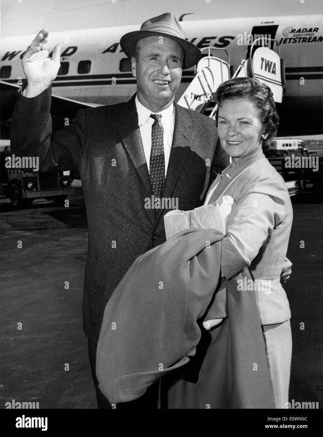 Baseball manager Walter Alston and his wife at the airport Stock Photo