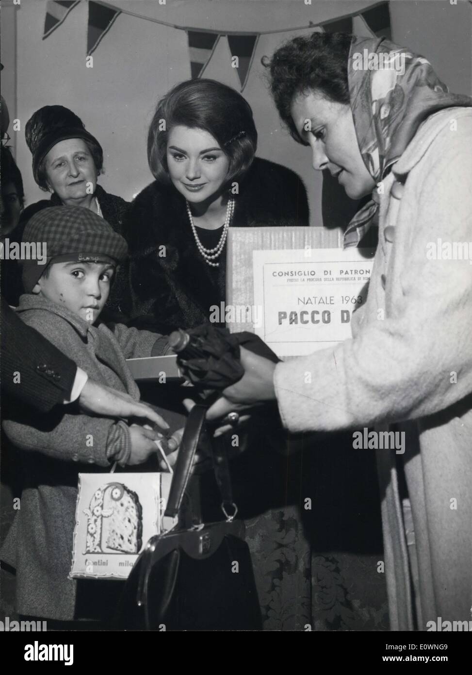 Katta sikli yosh ayolning jinsiy aloqa videosi