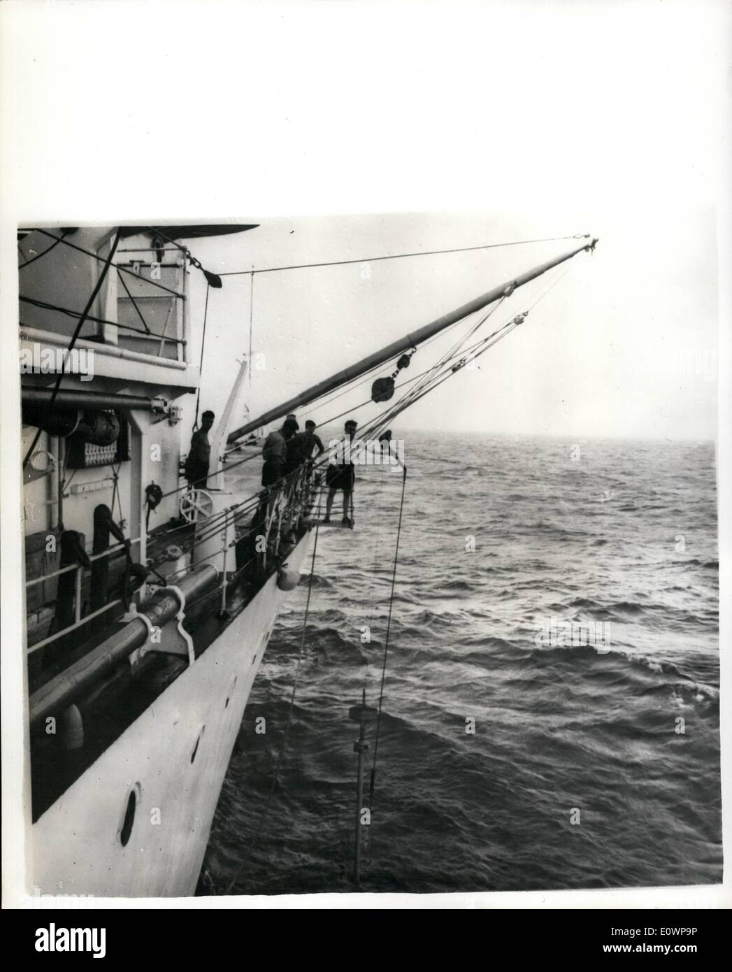 Jan. 01, 1964 - Boring into the ocean bed- 15,000 feet below.: The British surey ship H.M.S Vidal is returning to this country after having made a four month survey cruise in the South Atlantic. The Oceanographical survey has been carried out along four latitudes between West Africa and the West Indies, using a new precision depth recorded, stopping at selected ''stations'' taking water samples and temperature at various depths, while core samples,some nine feet in length, were taken from the ocean bed, at photographs using a special camera and flash equipment were taken of the ocean bed, Stock Photo