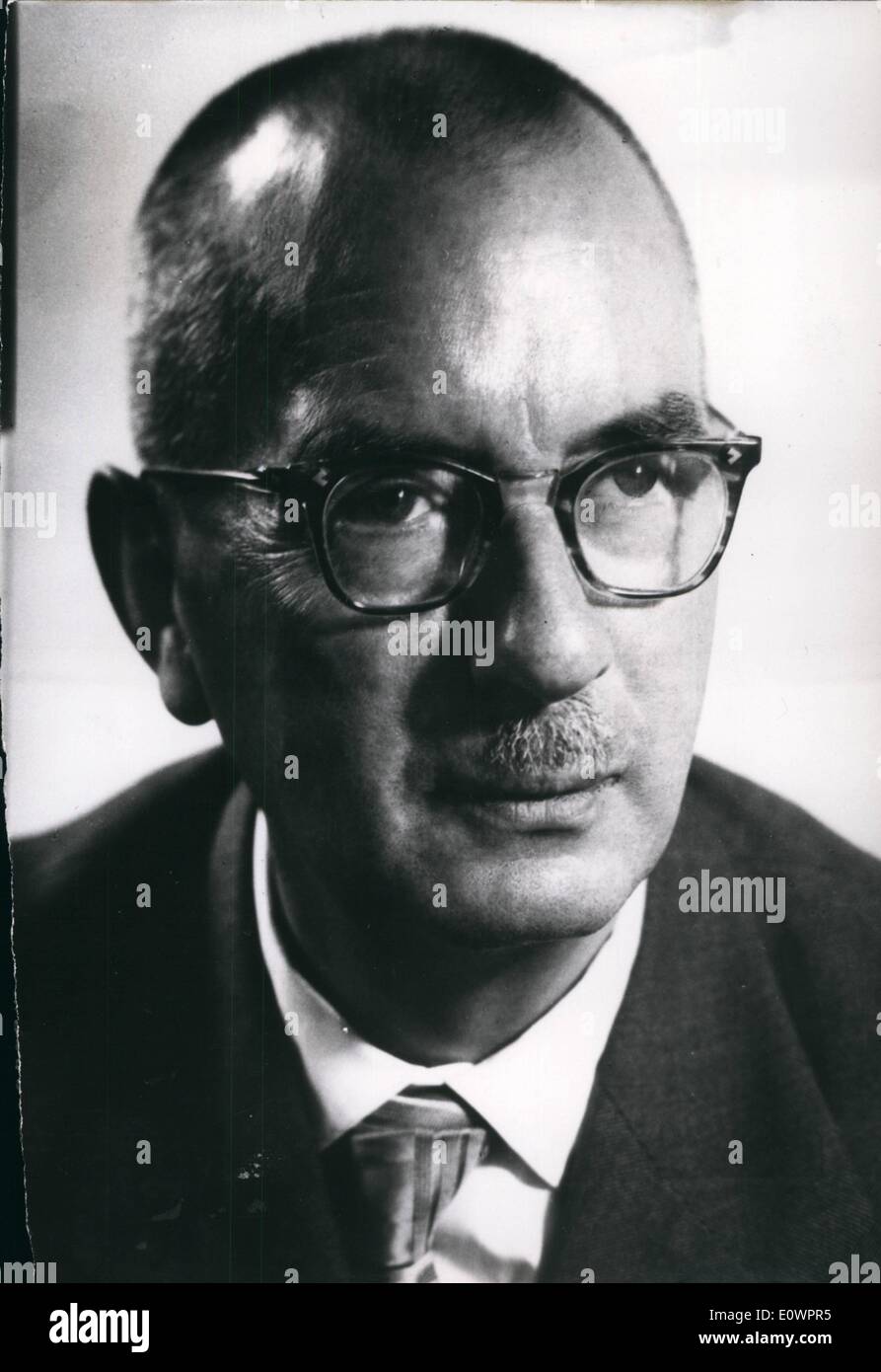 Nov. 11, 1963 - Nobel-Prize Winner prof. Dr. Karl Ziegler: The Director of the Max-Planck-Institute for Coal-scientist research Stock Photo