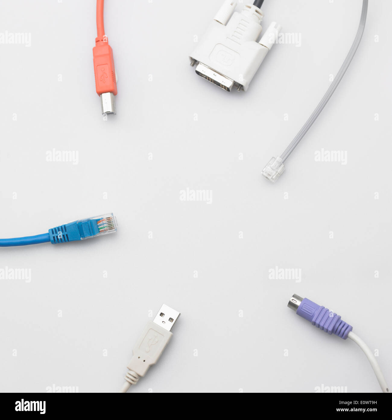 different computer cords in a circle Stock Photo Alamy