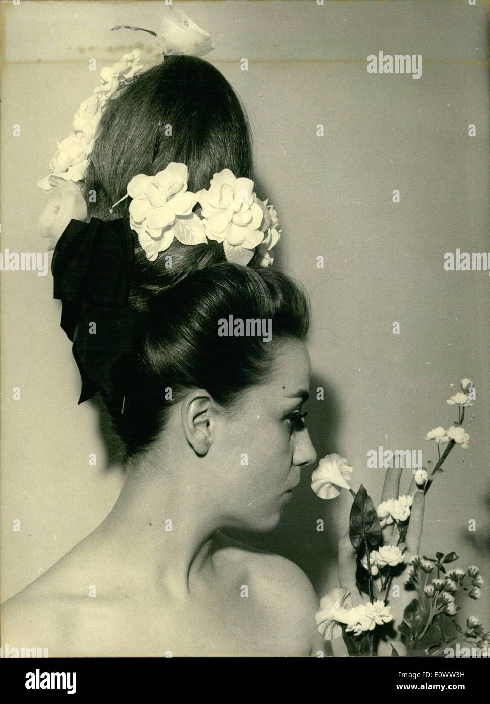 Famous Parisian Hairdresser Stock Photos Famous Parisian