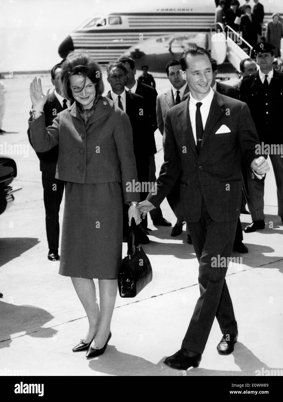 Princess Irene and Carlos Hugo arriving at the Fiumicino airport for their wedding Stock Photo