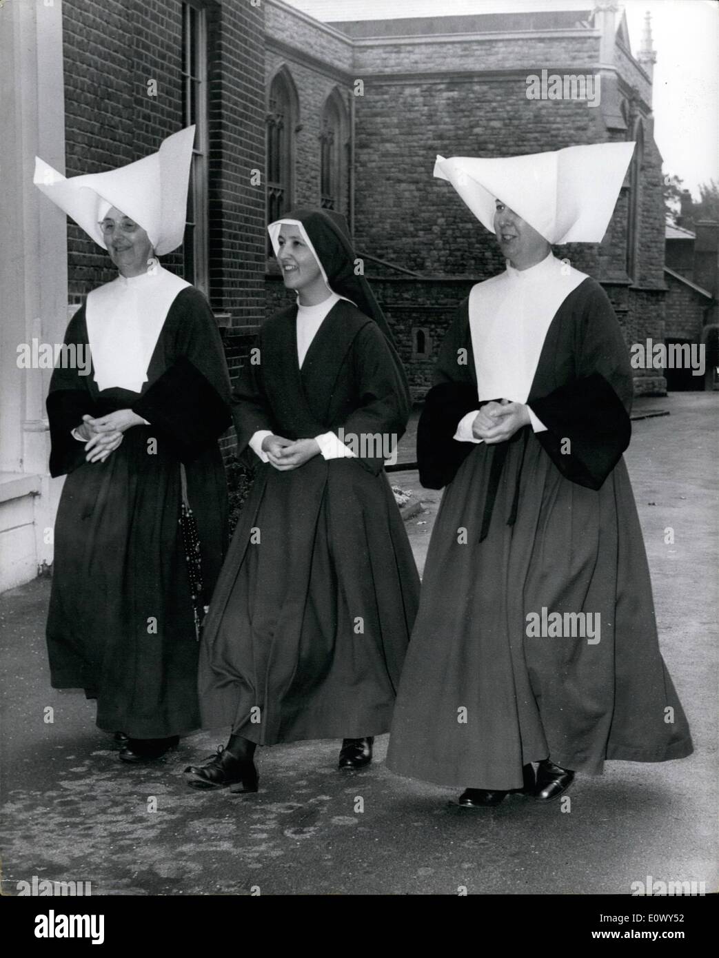 Aug. 19, 1964 - 19-8-64 Modern style habits for 45,000 nuns. First change since 1633. The biggest community of Nuns in the Roman Catholic Church have had their habits redesigned. They are the Sisters of Charity of St. Vincent de Paul who number about 45,000. The new habit was designed by the Mother General of the order at its Headquarters in Paris. It will be worn for the first time from Sept. 20th, and it is the first time that the habits have been changed since the order was founded in 1633 Stock Photo