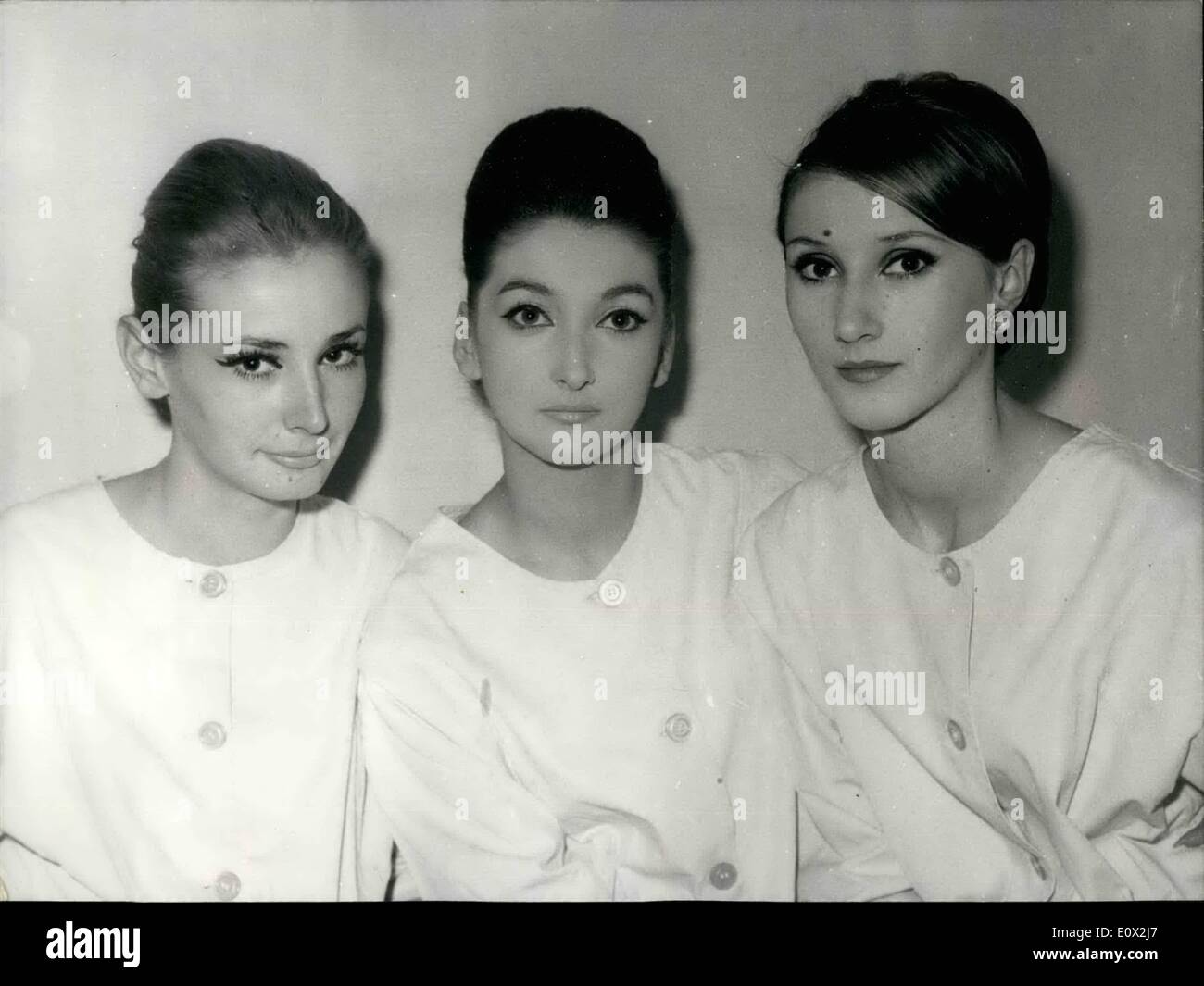 Models from left to right hi-res stock photography and images - Alamy