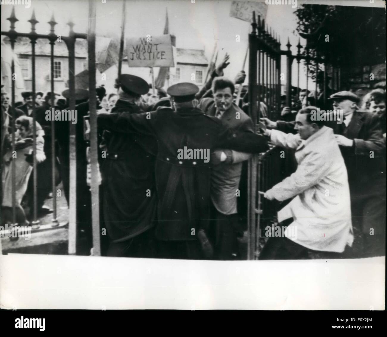 Jan. 01, 1965 - Royal Visit court STC med st. rioters. Demonstrators struggle with Police: A rioting men injured police, hurled Stock Photo