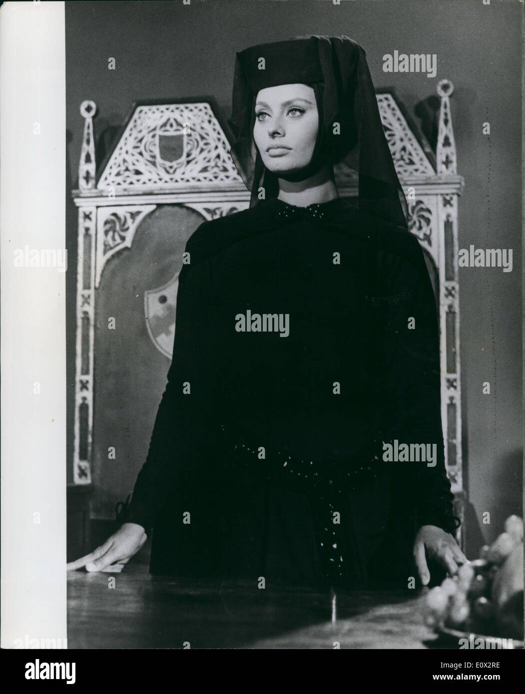 Mar. 03, 1965 - Sophia wearing a black outfit she will wear in the film ...