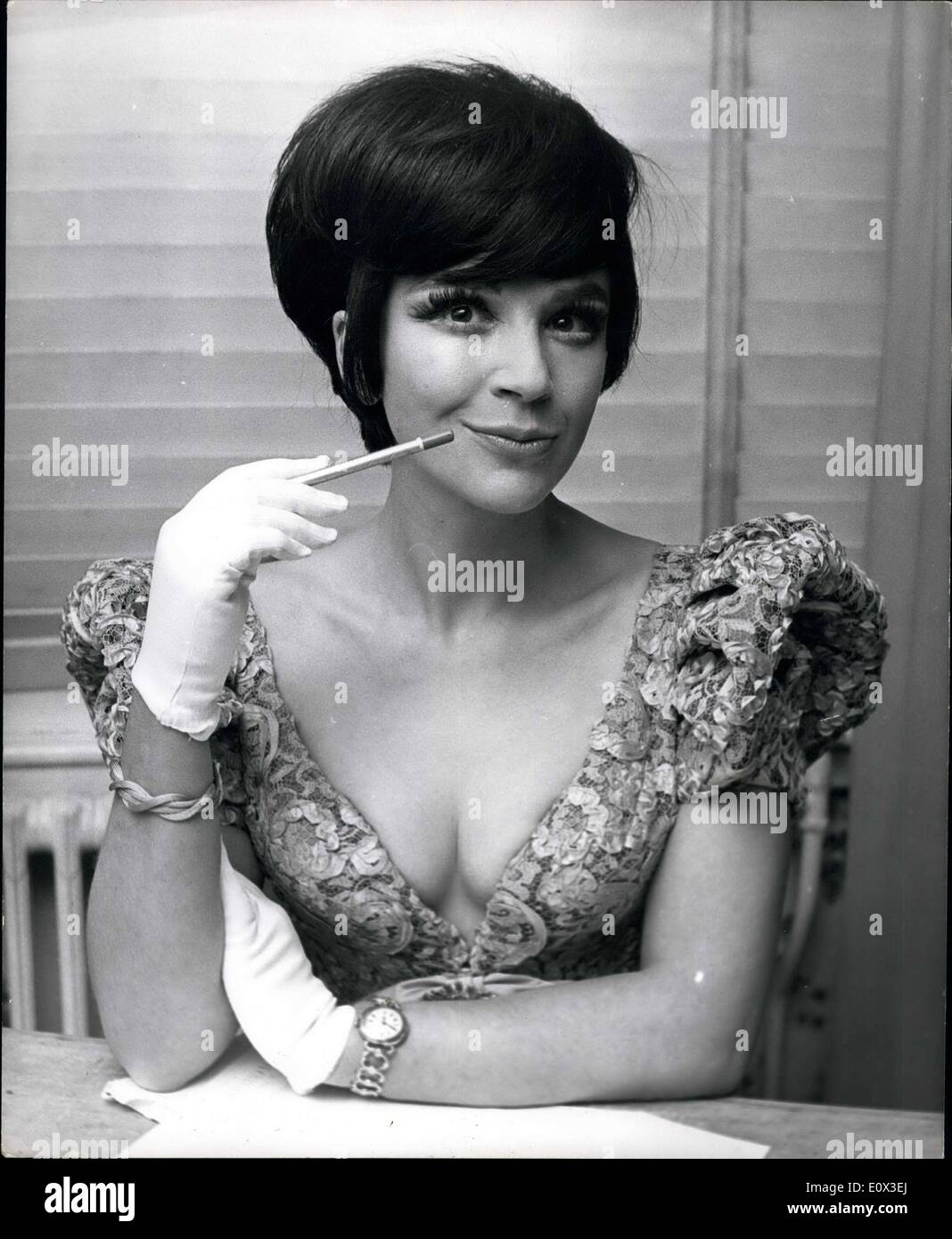 Jan. 04, 1965 - B.B.C Rumpus over Fenella's Dress: When actress Fenella Fielding was preparing to appear in the B.B.C TV show - Stock Photo
