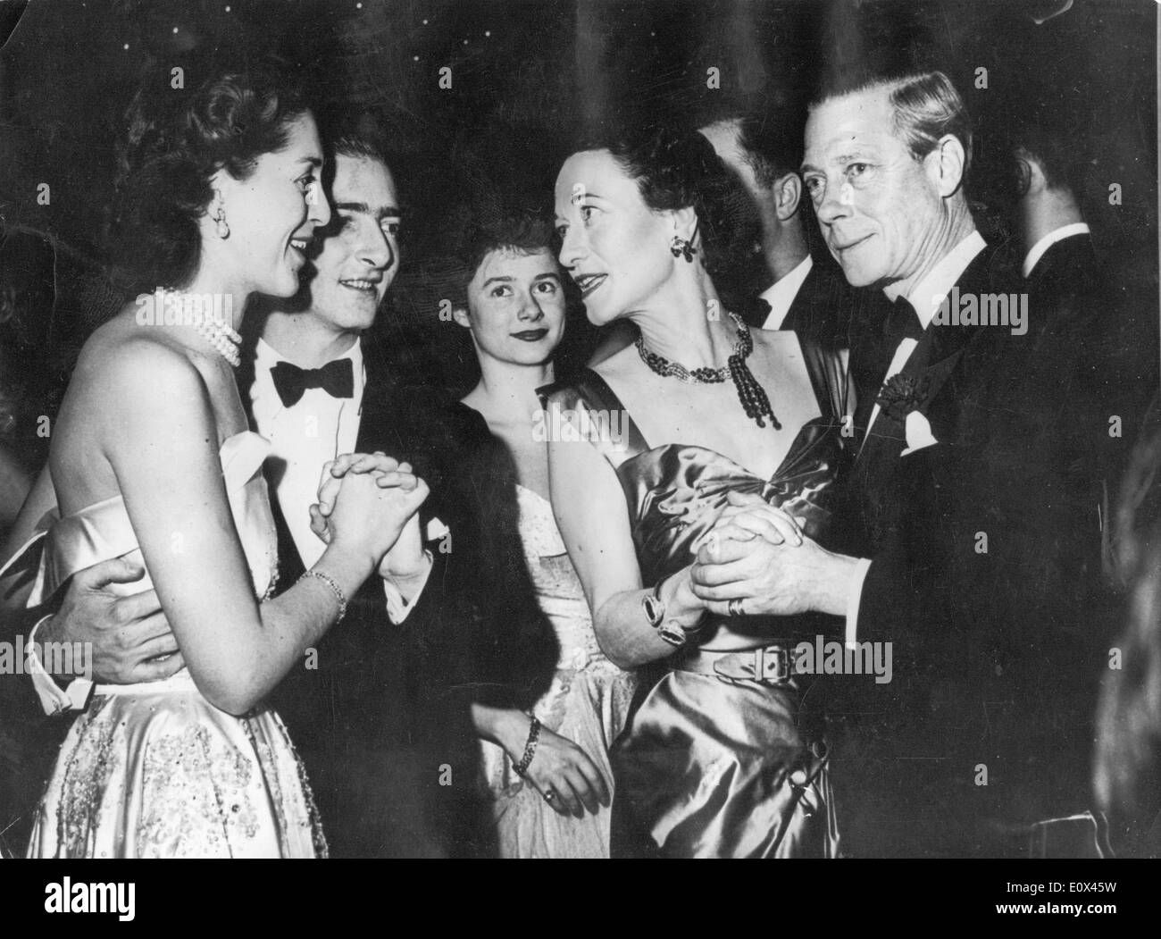 The Duke and Duchess dance at a party in New York Stock Photo