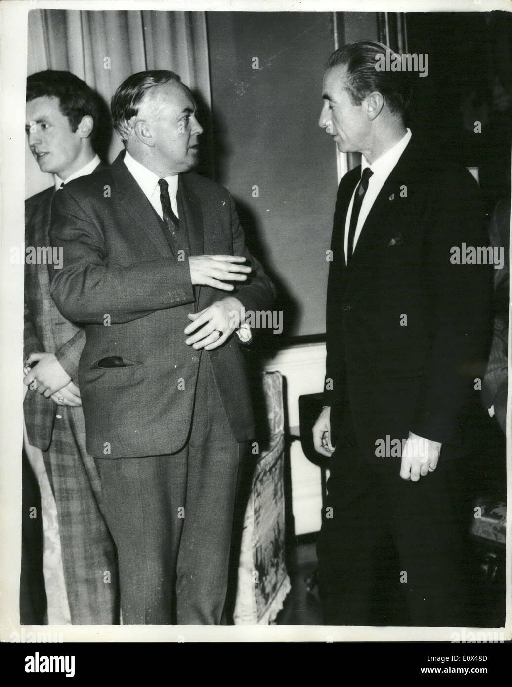 Feb. 02, 1965 - Prime Minister Meets The Sportsmen - At No. 10 Mr. Wilson Meets Sir Stanley: The Prime Minister an Mrs. Harold Wilson were hosts last night at No. 10. Downing Street at a reception for the Sports Council - which was attended by many well know sportsmen. Photo shows Mr. Wilson talks with soccer star Sir Stanley Matthews - at the reception last night. Stock Photo