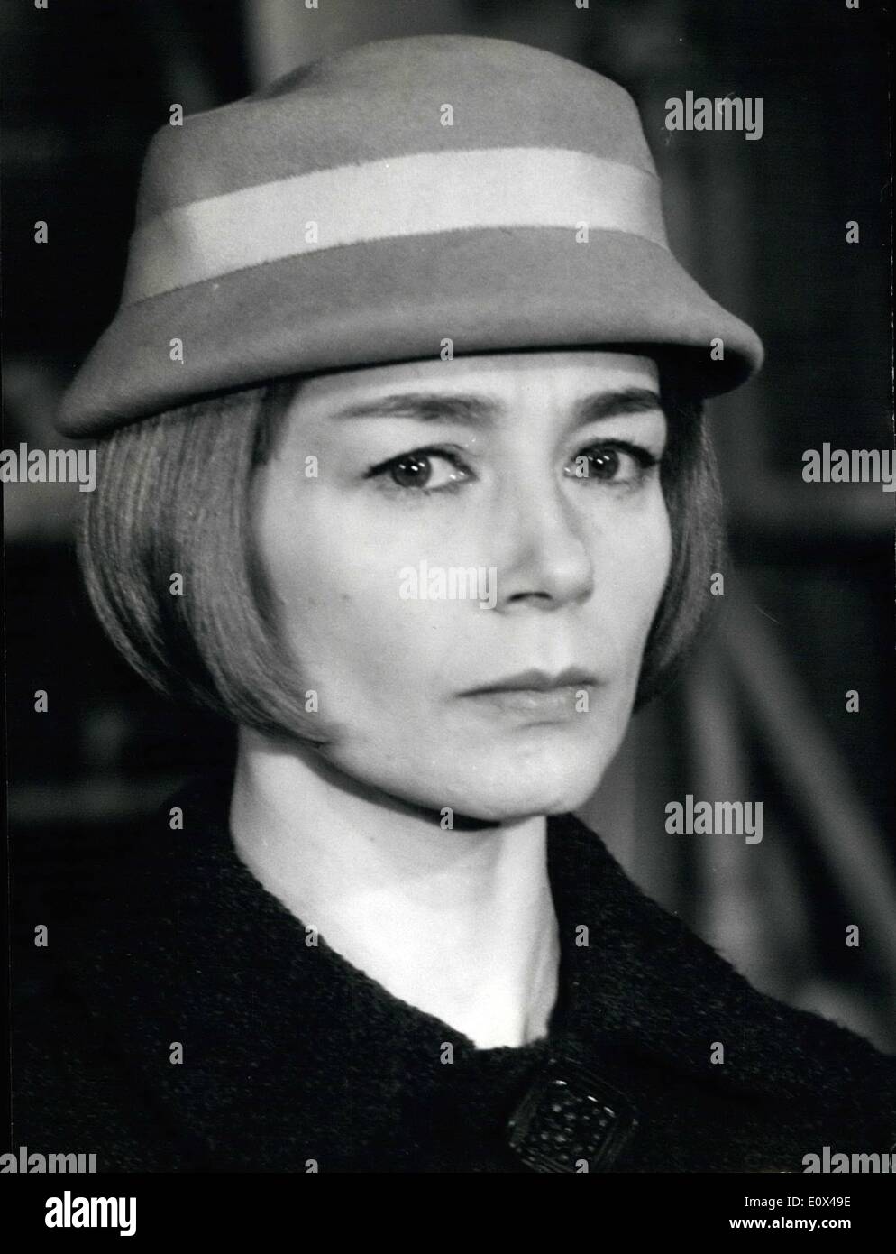 Emanuelle riva High Resolution Stock Photography and Images - Alamy