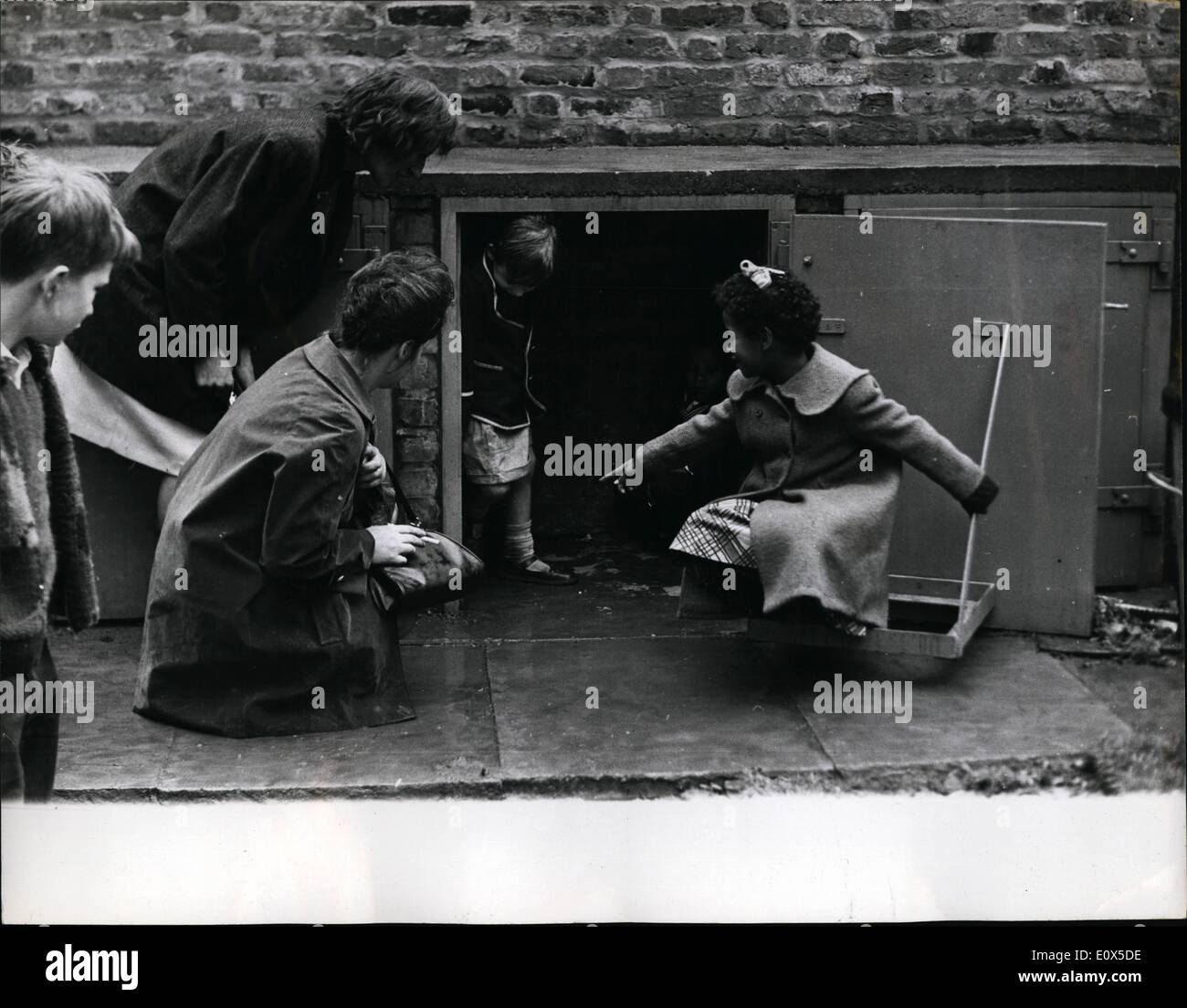 Jun. 06, 1965 THE BUNKER BABES RETRACE THEIR STEPS The three Stock