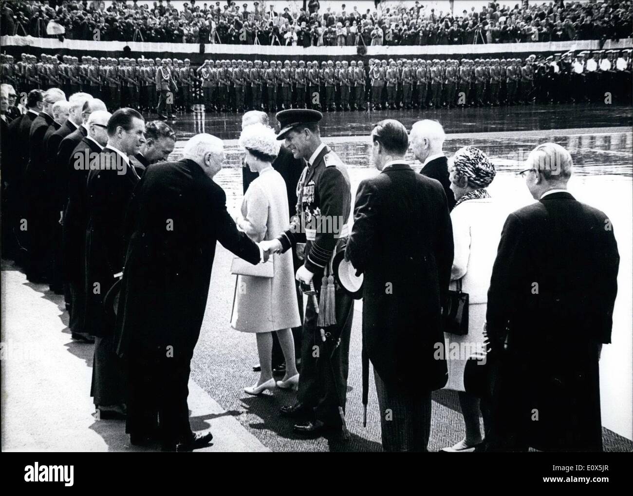 queen elizabeth visit to germany 1965