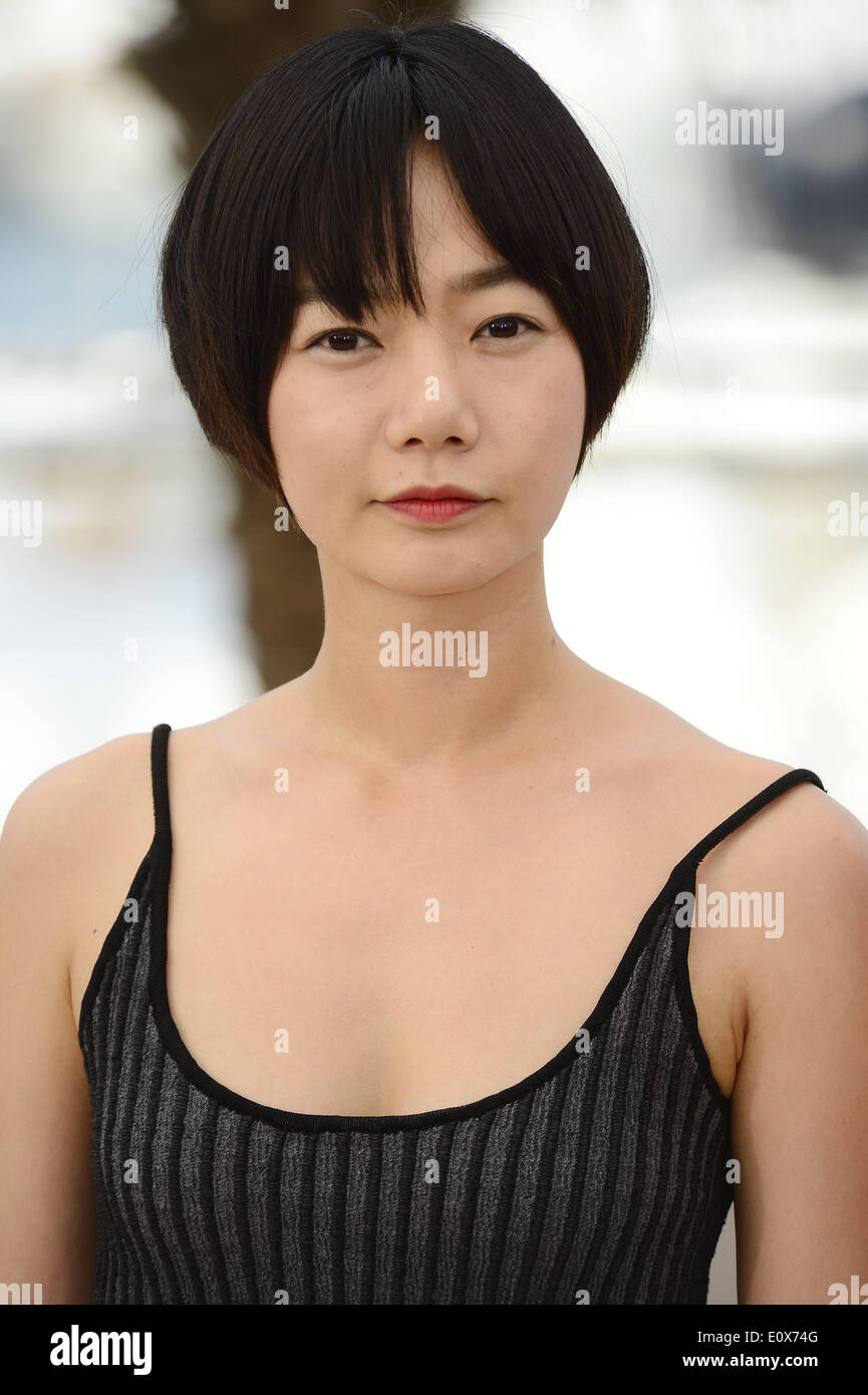 Cannes: Doona Bae Thinks She's Boring, But We Respectfully Disagree – The  Hollywood Reporter