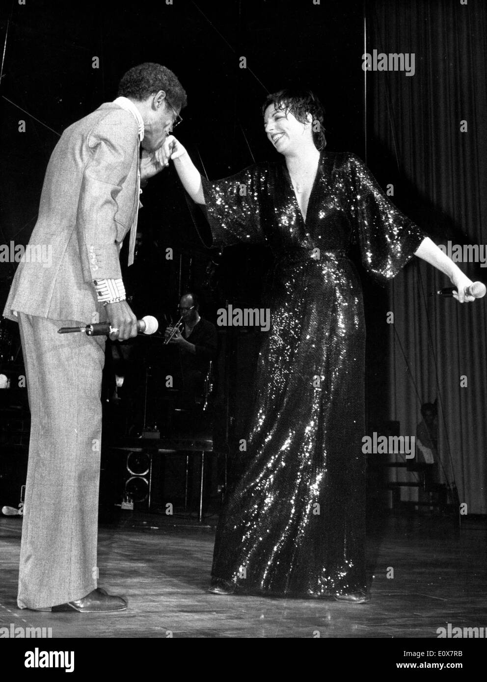 Sammy Davis Jr. with Liza Minnelli during a performance Stock Photo