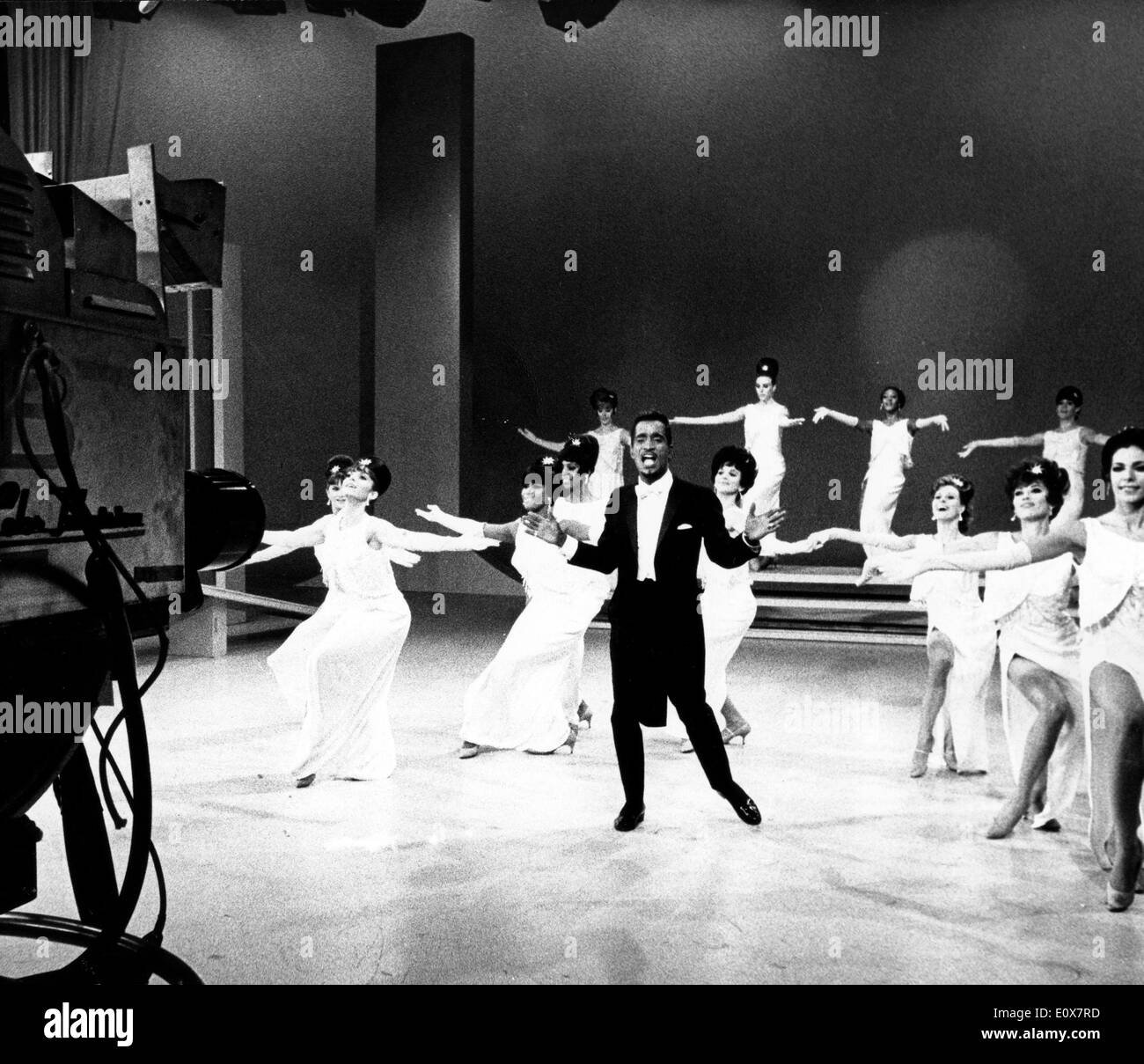 Sammy Davis Jr. on set of a television show Stock Photo