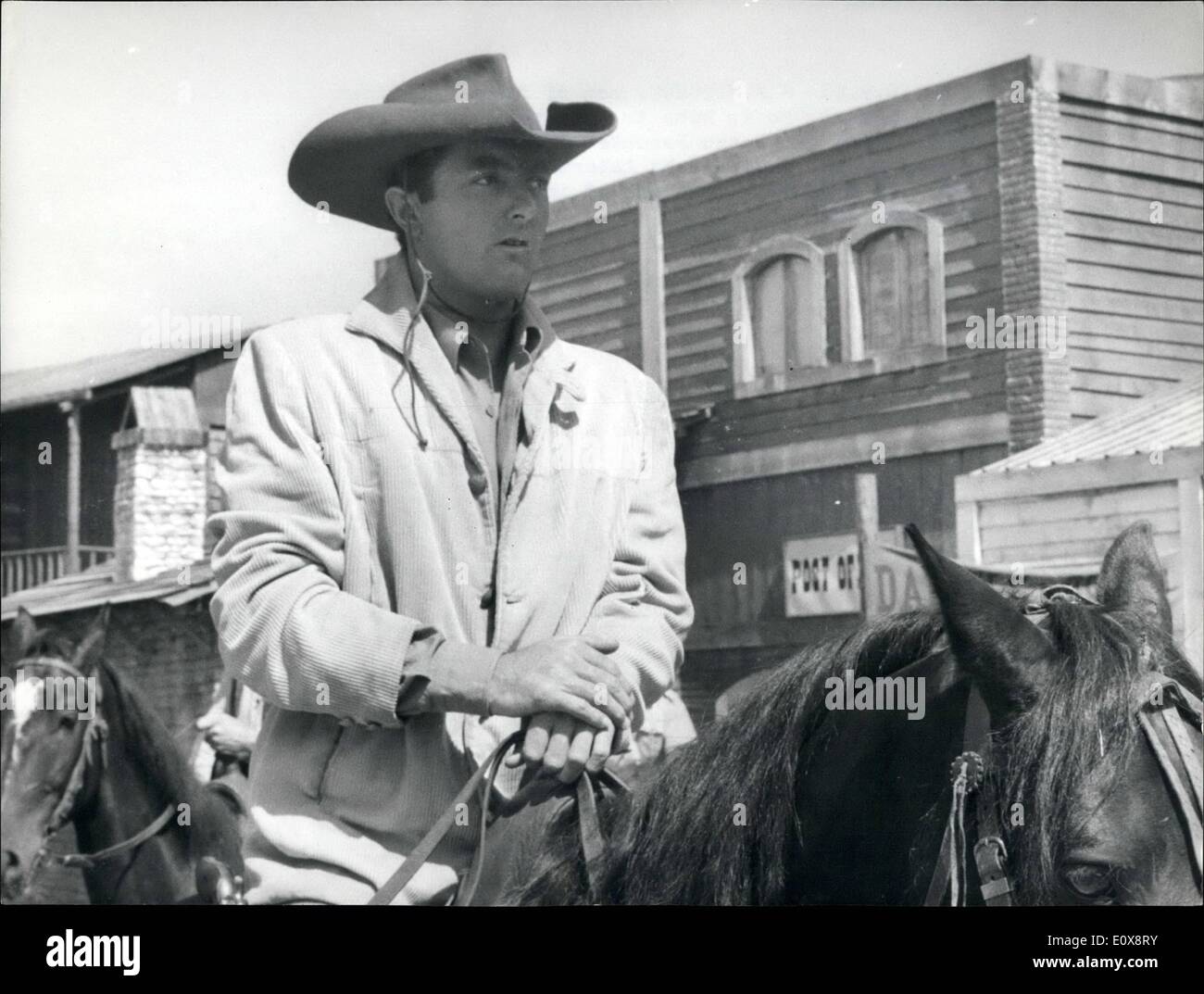 Robert mitchum and son hi-res stock photography and images - Alamy