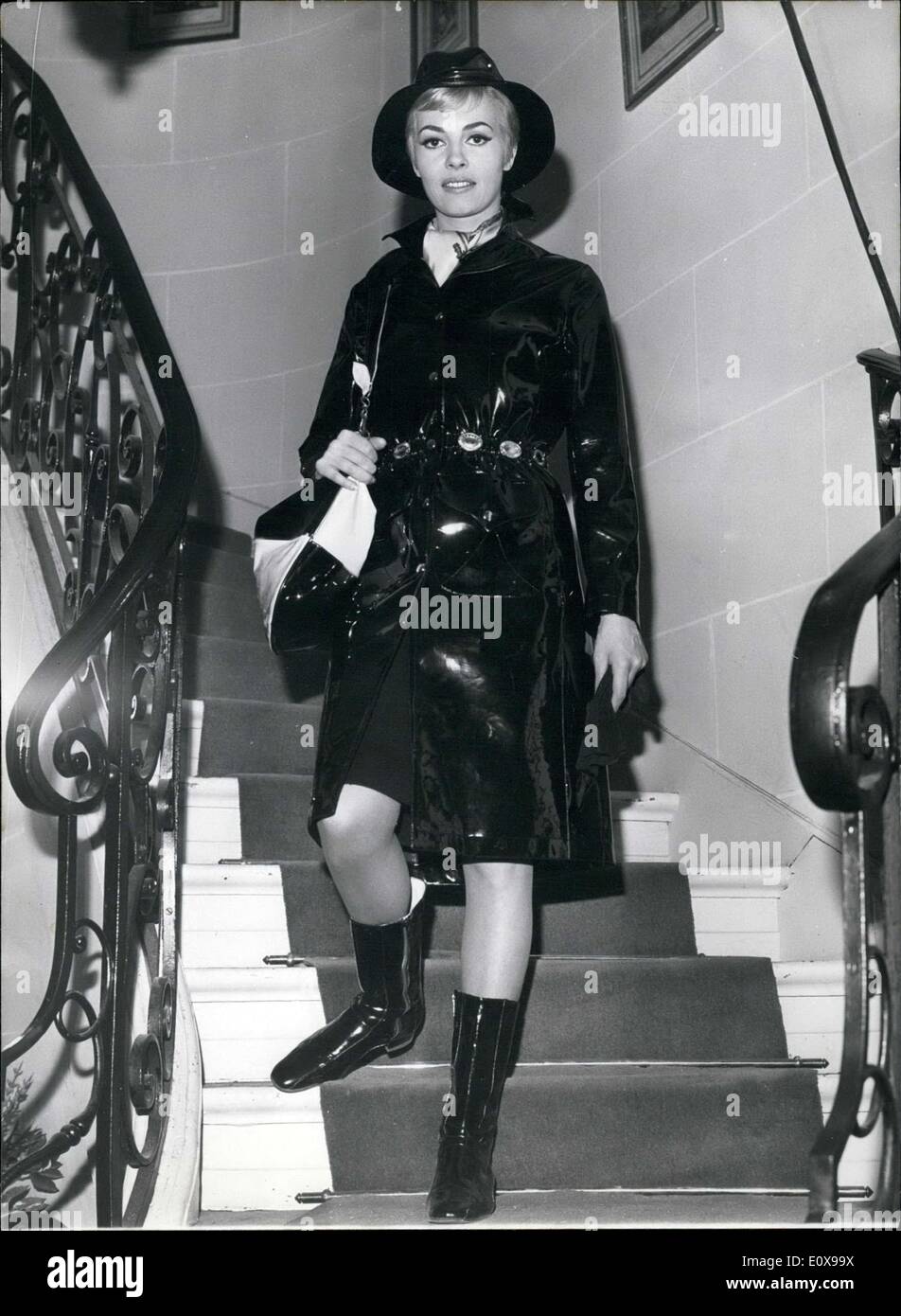 Dec. 06, 1965 - Michele Mercier is pictured here dressed in black from head to toe as she descends the stairs during shooting for her latest film. Stock Photo