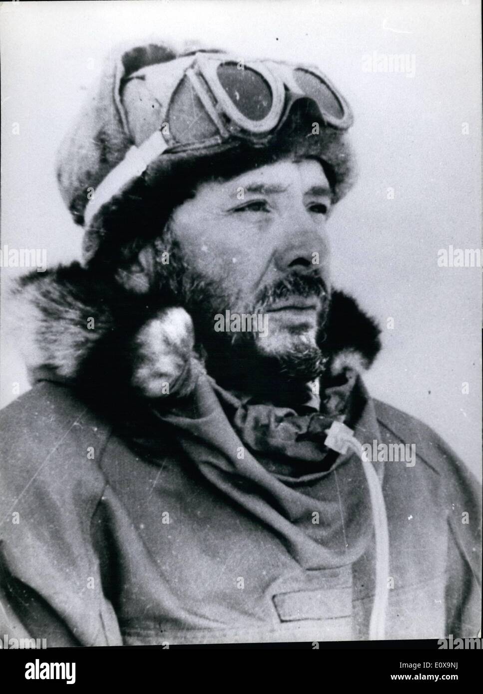 Dec. 12, 1965 - After marching 46 hard days through the icy grounds of the Antartic, an Argentine military expidition lead by Col. Jorge Edgar Leal reached the South Pole on December 10,1965. Col. Leal and his group left the Argentine base on the Weddell sea ''General Belgramo'' on October 26 and marched 1110 kilometers fighting their way under worst weather conditions, to reach the South Pole as the fourth nation achieving this goal Stock Photo