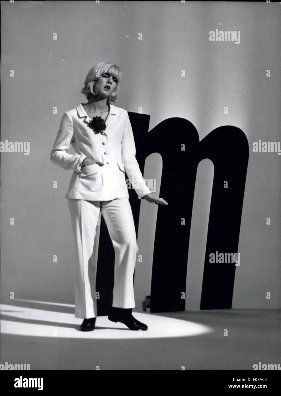 Nov 03 1965 Sylvie Vartan In T V Show Sylvie Vartan Johnny Hallydays Wife One Of The French Pop Singers Will Appear In Stock Photo Alamy