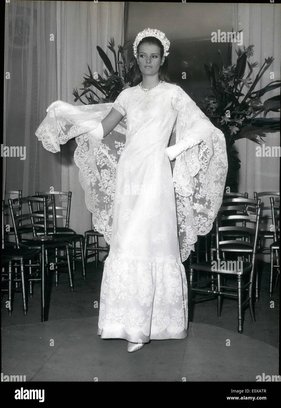 Jan. 01, 1966 - Pierre Balmain Shows His Spring-Summer Collection OPS: Wedding  dress designed by Pierre Balmain for his spring and summer collection Stock  Photo - Alamy