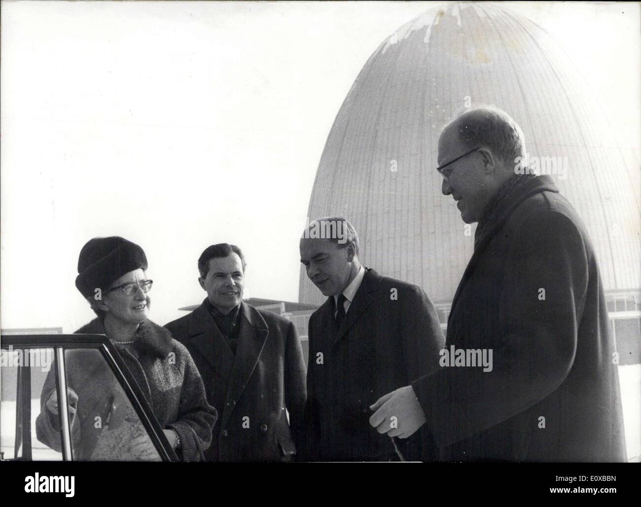 Jan. 20, 1966 - A visit from the USA... got the institution for '' Plasma-physics'' in Munich. The special advisoer for natural Stock Photo