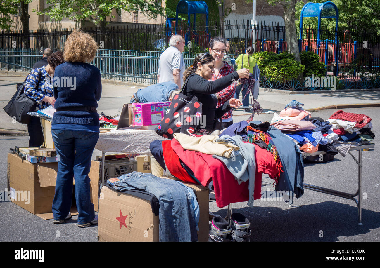 Shoppers search for bargains at a humongous flea market in the New York neighborhood of Chelsea Stock Photo
