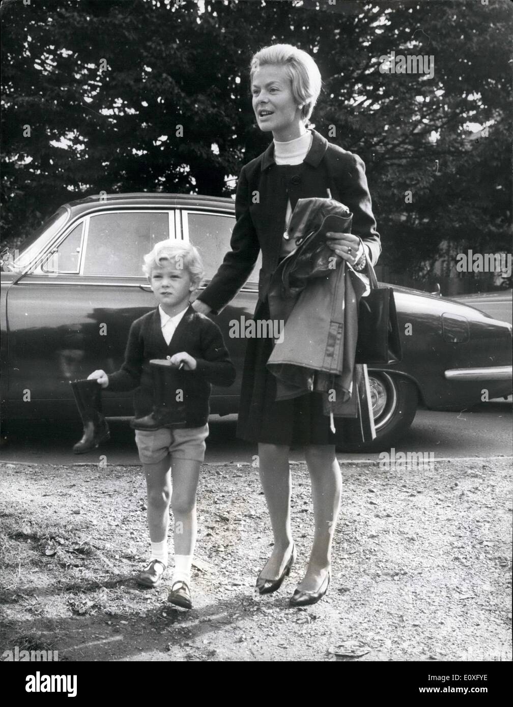 Sep. 09, 1966 - Earl of St. Andrews starts school: The four year old EARL OF ST. ANDREWS, son of the Duke and Duchess of Kent started school this morning. He was taken to the PNU School, at Dtchet, ueke, by his mother. Headmistress of P.N.E.U. School (it stands for Parents' National Education Union), is Miss Eve Anderson. The Earl, who will be known as ''George'' to the other lad, will travel by car each day from his home at Iver, and will join 12 other boys in the nursery clans, under Mrs. Ruth Stanley. Photo shows holding a pair of Wellington boots - the young EARL OF ST Stock Photo