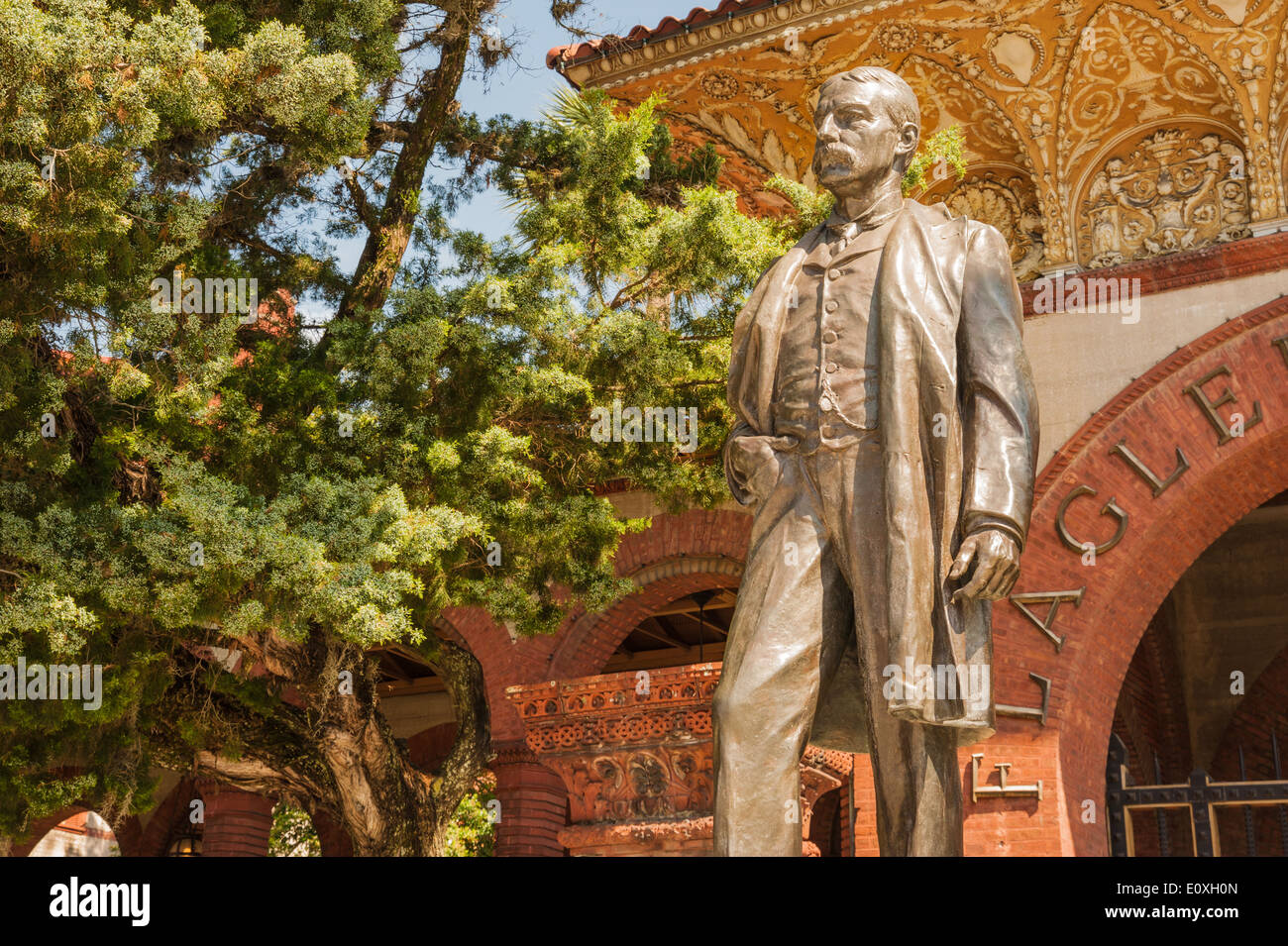 Statue of Florida pioneer, oil and hotel magnate, Henry Morrison Flagler at entrance to Flagler College in St. Augustine, FL. Stock Photo