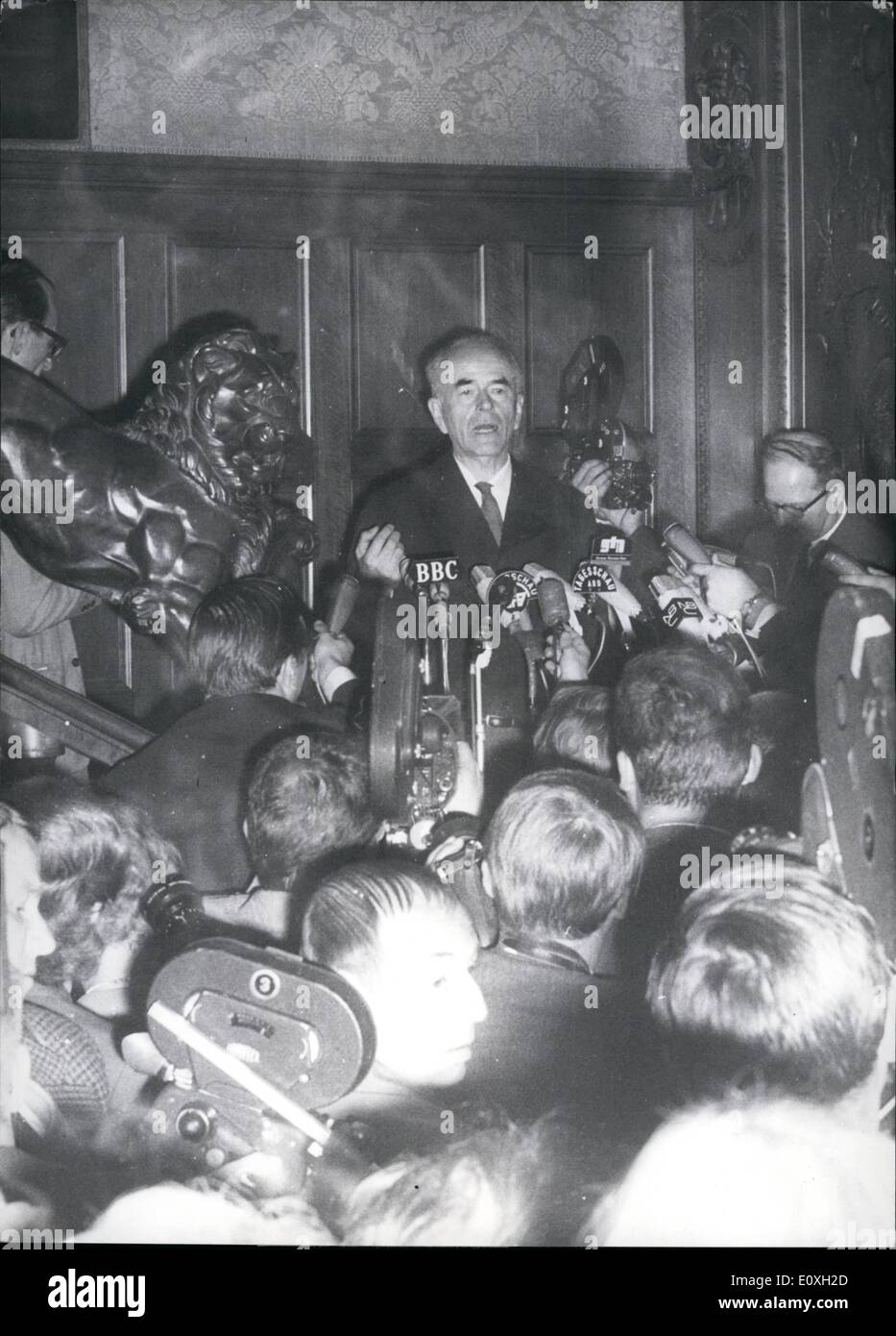 Oct. 10, 1966 - Speer and Schirach leaved the prison last night: After 20 years in the Spandau prison Albert Speer and Baldur von Schirach could leave last night at 24 hours. Immediately after it Albert Speer wents to the Berlin Hotel Gehrhus. Photo shows Albert Speer in the Berlin Hotel. Stock Photo