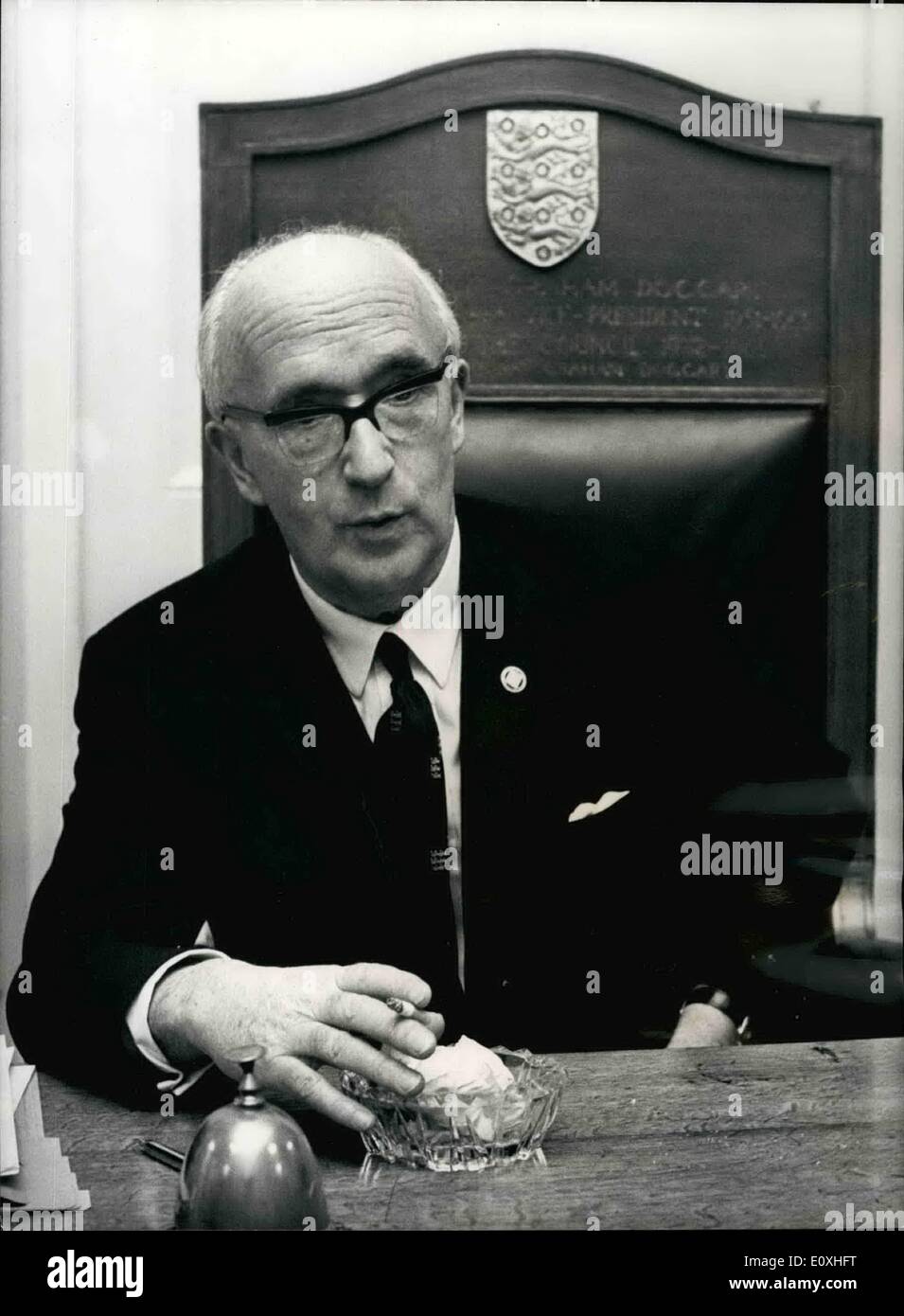 Dr andrew stephen hires stock photography and images Alamy