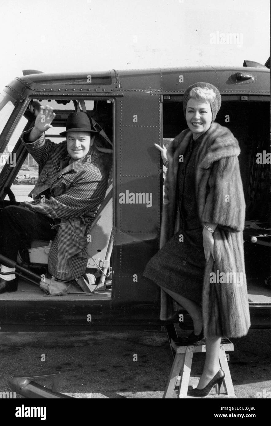Actress Lana Turner and actor Bob Hope leaving for a show Stock Photo